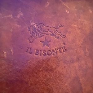 IL BISONTE Clutch